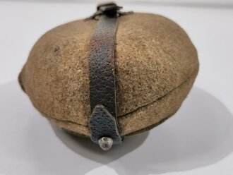 Feldflasche Wehrmacht, Ausführung 1 Liter, mit Aufschiebeschlaufe. Sehr guter Zustand