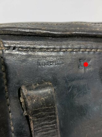 Koffertasche für Pistole 08 der Wehrmacht. getragenes Stück, datiert 1938