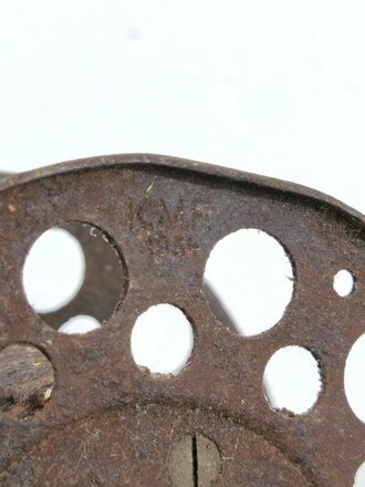 Kleine Kabeltrommel für leichtes Feldkabel der Wehrmacht. Ungereinigtes Stück, datiert 1934