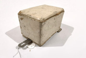 Radiosonde /  Wettersonde für Messballone der Wehrmacht. Kleine Ausführung, vermutlich nur ein Teil einer grösseren Apparatur. Seltenes Stück in gutem Zustand