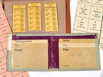 Konvolut, Lebensmittelkartentasche mit diversen Lebensmittelmarken, 1939 bis 1943, ca. 13 x 17 cm, gebraucht, Tasche in sehr gutem Zustand