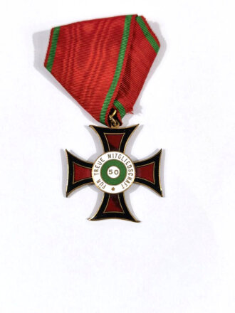 Kriegerverein, Kreuz mit rot-grünem Band "Für Treue Mitgliedschaft - 50", 50 Jahre, emailliert, ca. 40 mm, gebraucht