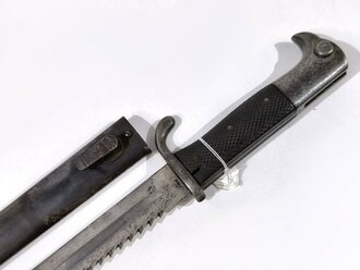 Preussen, kurzes Seitengewehr M1898 mit Sägerücken. Hersteller C.G.Heanel Suhl. Kammesrstück mit preussischer Abnahme von 1915. Nummerngleiches Stück einer MG Abteilung