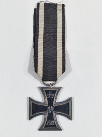 Eisernes Kreuz 2.Klasse 1914 am Band, im Bandring...