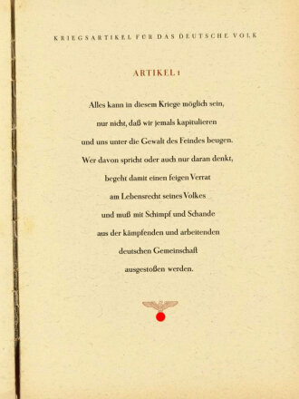 NSDAP, Die 30 "Kriegsartikel für das Deutsche Volk", ungebundener Sonderdruck für die Partei, limitiert auf 3500 Exemplare, 36 ungetrennte Seiten, gefunden i.d. Bombennacht 11./12. September 1944 in Darmstadt, ca. DIN A4, guter Zustand