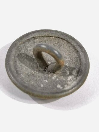 1. Weltkrieg, feldgrauer Schulterklappenknopf für die Feldbluse, 19 mm