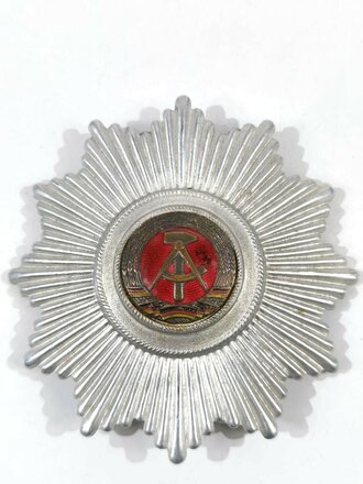 DDR Volkspolizei, Emblem für das Tschako für Mannschaften der Schutzpolizei 1962-65