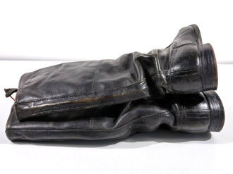 Russland höchstwahrscheinlich 2. Weltkrieg, Paar Stiefel für Mannschaften, getragenes Paar, Sohlenlänge 29 cm, ungereinigt