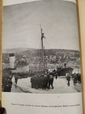 "Der Heldenkampf um Narvik", Otto Mielke,1940, 207 Seiten, ca. DIN A5, Schutzumschlag verschlissen, Stockflecken