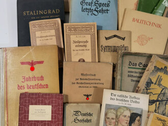 Konvolut Literatur, nicht auf Vollständigkeit und Zustand geprüft