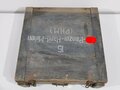 Transportkasten für " 15 SS  Panzer Hand Minen ( P.H.M.) "  Packzettel seitlich und innen, dieser datiert 1943, ungereinigtes Stück in gutem Gesamtzustand
