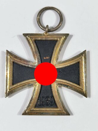 Eisernes Kreuz 2.Klasse 1939, Hersteller L/11 im Bandring für Deumer Lüdenscheid. Magnetisches Stück , schwärzung des Hakenkreuz 100%