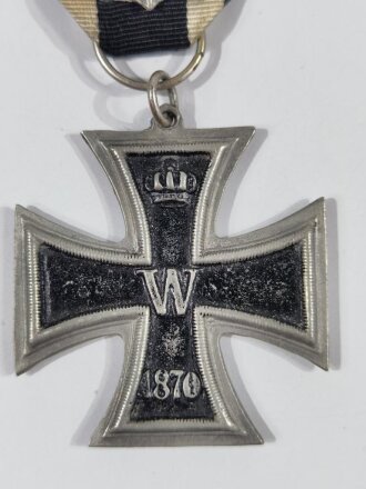 Eisernes Kreuz 2.Klasse 1870 mit Eichenlaub 25 und Spange, jeweils neuzeitliche REPRODUKTION