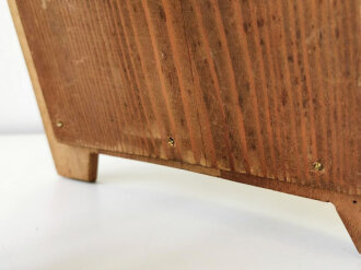 Fliegerei 1. Weltkrieg, dekorativer Bilderrahmen aus Propellerblatt in gutem Zustand. Ich habe den Rahmen nicht geöffnet, gehe aber davon aus das die Fotos NICHT original sind. Der Rahmen in gutem Zustand, Gesamthöhe 44cm