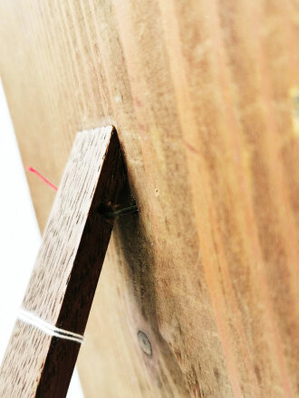 Fliegerei 1. Weltkrieg, dekorativer Bilderrahmen aus Propellerblatt in gutem Zustand. Ich habe den Rahmen nicht geöffnet, gehe aber davon aus das die Fotos NICHT original sind. Der Rahmen in gutem Zustand, Gesamthöhe 44cm