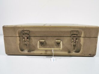 Transportkasten zum Selbstfahrlafetten Zielfernrohr "Sfl.Z.F.1a" für Sturmgeschütze der Wehrmacht. Originallack, guter Zustand