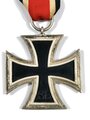 Eisernes Kreuz 2.Klasse 1939, ohne Herstellermarkierung, kann aber C.E. Juncker zugeordnet werden. Magnetisch, sehr guter Zustand