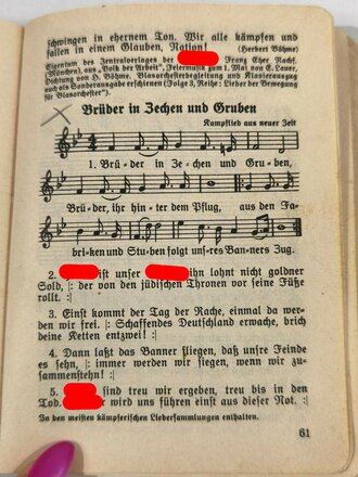 "Liederbuch der Nationalsozialistischen Deutschen Arbeiterpartei" mit 123 Seiten, datiert 1937, stärker gebraucht