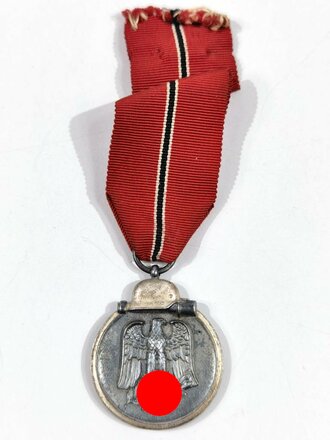 Medaille Winterschlacht im Osten am Band. Im Bandring Hersteller "6" für Fritz Zimmermann, Stuttgart