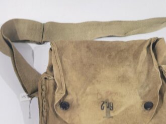 Tschechoslowakei 2.Weltkrieg , Tasche für die Gasmaske, stark getragen, Druckknöpfe defekt