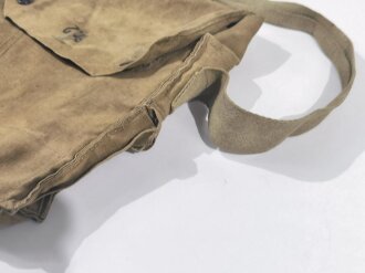 Tschechoslowakei 2.Weltkrieg , Tasche für die Gasmaske, stark getragen, Druckknöpfe defekt