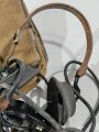 NVA, Russland, Funkertasche mit Funkkopfhörer für Funkgeräte der R-Serie. ungereinigtes Stück, Funktion nicht geprüft