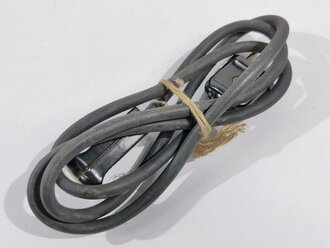 Anstecklampe aus dunkelbrauner Preßmasse mit Gummiummanteltem Kabel und Stecker, Funktion nicht geprüft