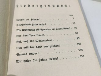 "Wir wandern und singen" Liederbuch der NS Gemeinschaft " Kraft durch Freude" mit 156 Seiten, Buchrücken mit Klebeband verstärkt