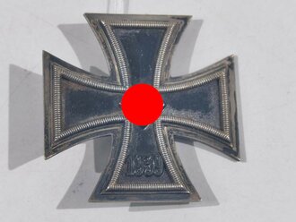 Eisernes Kreuz 1. Klasse 1939, Magnetisch, Hersteller "26" auf der Nadel für B.H.Mayer Pforzheim