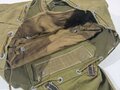 Rucksack Wehrmacht in Tropenausführung, ungetragenes Stück , ein kleines Loch im Bodenbereich