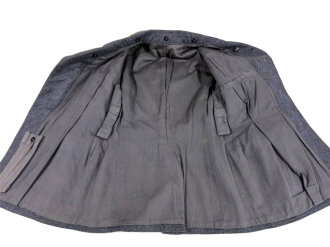 Luftwaffe, Waffenrock für Mannschaften fliegendes Personal. Originalvernähtes, frühes Kammerstück in beinahe neuwertigem Zustand