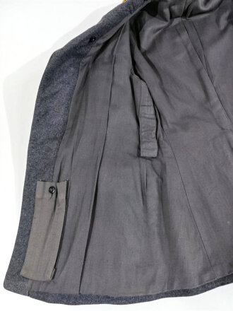 Luftwaffe, Waffenrock für Mannschaften fliegendes Personal. Originalvernähtes, frühes Kammerstück in beinahe neuwertigem Zustand