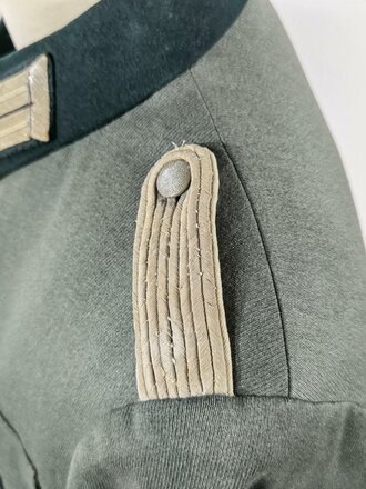 Wehrmacht Heer , Feldbluse für einen Offizier der Infanterie. Getragenes Stück, die Effekten original vernäht