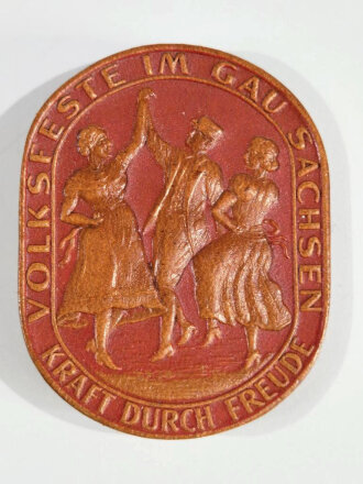 Abzeichen aus Leder mit Stoff, KdF "Volksfeste im Gau Sachsen", ca. 5 x 4 cm, guter Zustand