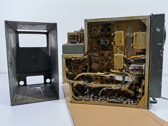 U.S. 1944 dated Signal Corps Radio Receiver BC-603-D, used in armoured Vehicles. Original paint, function not checked