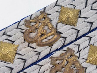 Reichsfinanzverwaltung/Zollgrenschutz Paar Schulterstücke für einen Offizier, Unterfarbe blau