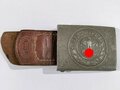 Heer, Koppelschloss für Mannschaften aus Aluminium, Hersteller R.S. & S. Feldgrauer Originallack, an 1940 datierter Lederzunge