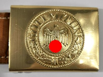 Kriegsmarine, Koppelschloss für Mannschaften aus Aluminium. Hersteller R.S.& S., die Lederlasche datiert 1938, deutliche Kriegsmarineabnahme.  Wohl ungetragenes Stück, die Oberfläche zum Teil zerkratzt