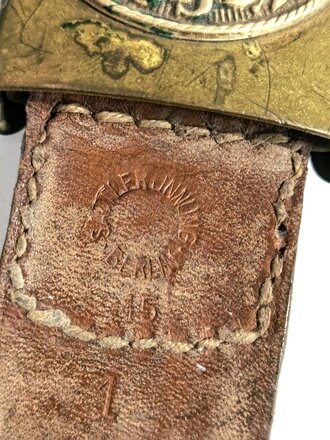 Preußen, Koppelschloss für Mannschaften, getragenes Stück an Lederzunge von 1915