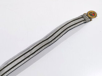 Paradefeldbinde für Angehörige des Diplomatischen Korps. Die Feldbinde selbst ist steif aber sonst in sehr gutem Zustand. Gesamtlänge 109cm