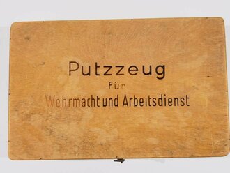 Holzschachtel "Putzzeug für Wehrmacht und Arbeitsdienst"