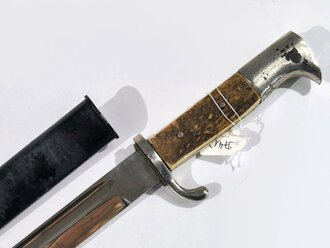 Extraseitengewehr KS98 mit Hirschhorngriffschalen und Klingenätzung " Zur Erinnerung an meine Dienstzeit" Hersteller Höller Solingen, Scheide original lackiert